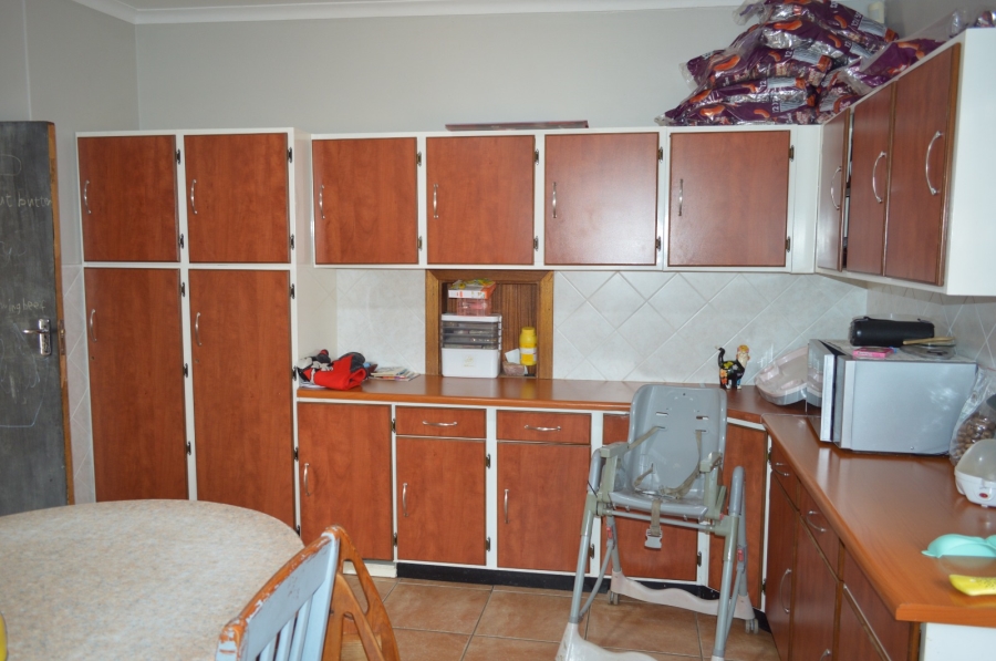 4 Bedroom Property for Sale in Flamwood North West